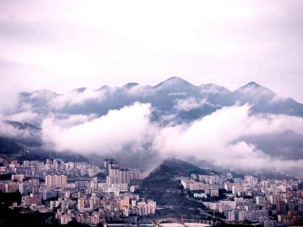 旭胜配资 巴东：如梦似幻的山水画卷