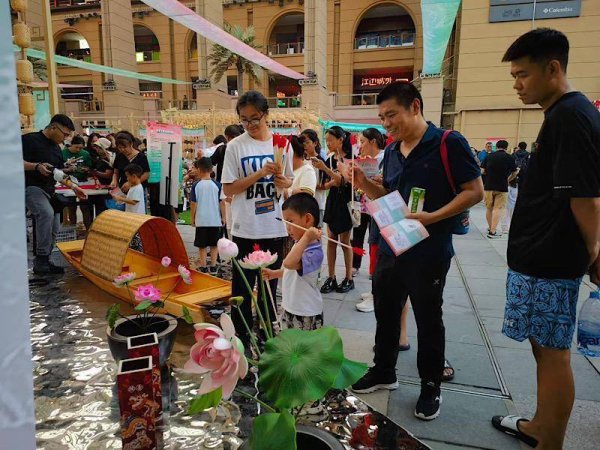 长城配资 昌平乐多港万达广场 “大明不夜集” 掌灯开市